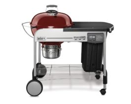 Performer Deluxe Charcoal Grill - Crimson.