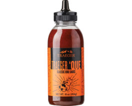 Traeger Que BBQ Sauce front of bottle.