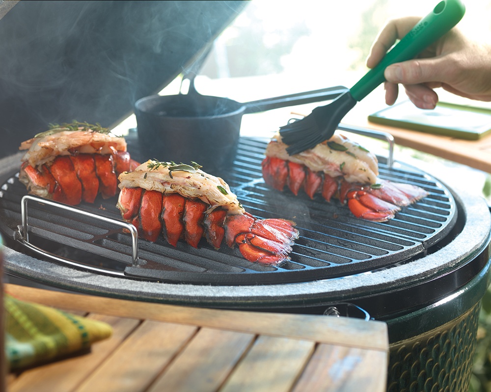 Big Green Egg - Cast Iron Sauce Pot with Basting Brush