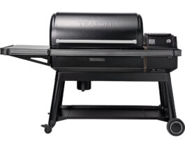 Ironwood XL Pellet Grill.