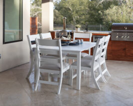 Berkley 42" x 42" Expandable Table Set.