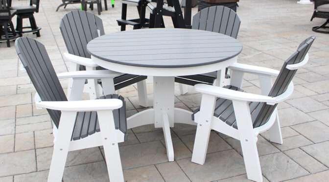 Fanback 44" Round Dining Table Set.