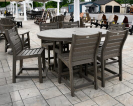 Garden Classic Oval Counter Table Set.
