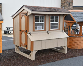 4x6 Quaker Chicken Coop.