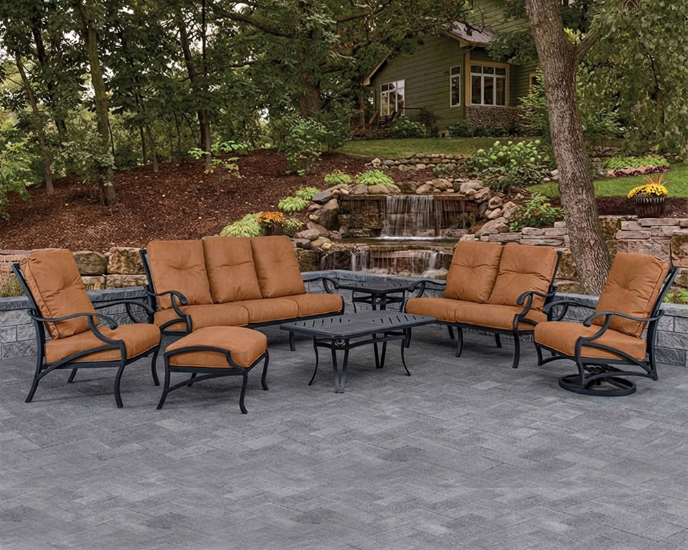 Mallin Volare Lasso Lounge Furniture lounge set.
