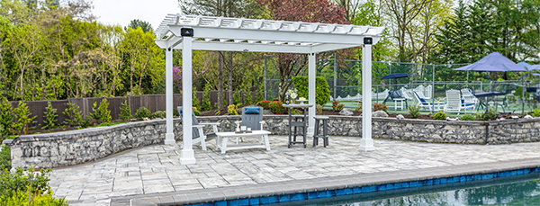 hollander-vinyl-pergola.